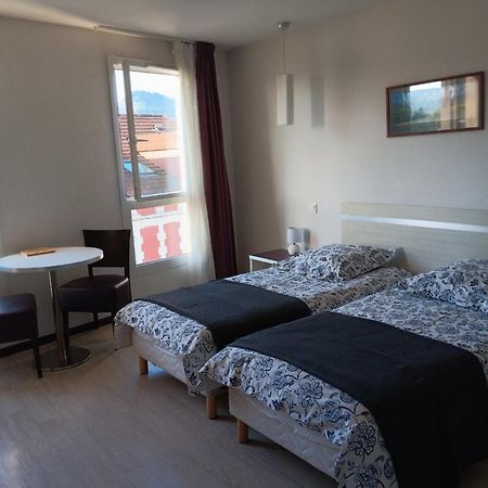 Studio 24M2 Au 4Eme Etage Ascenseur A Cote De La Gare Sncf Lourdes Exterior photo