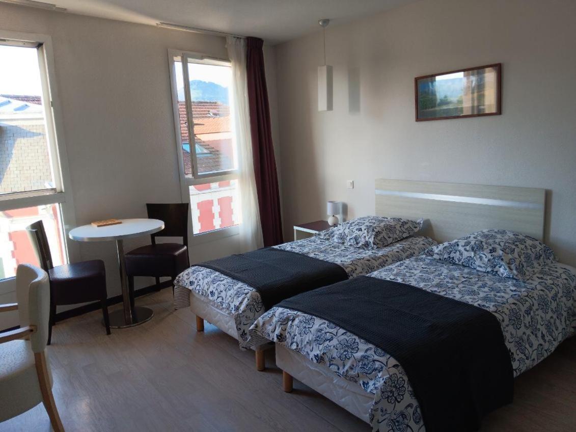 Studio 24M2 Au 4Eme Etage Ascenseur A Cote De La Gare Sncf Lourdes Exterior photo